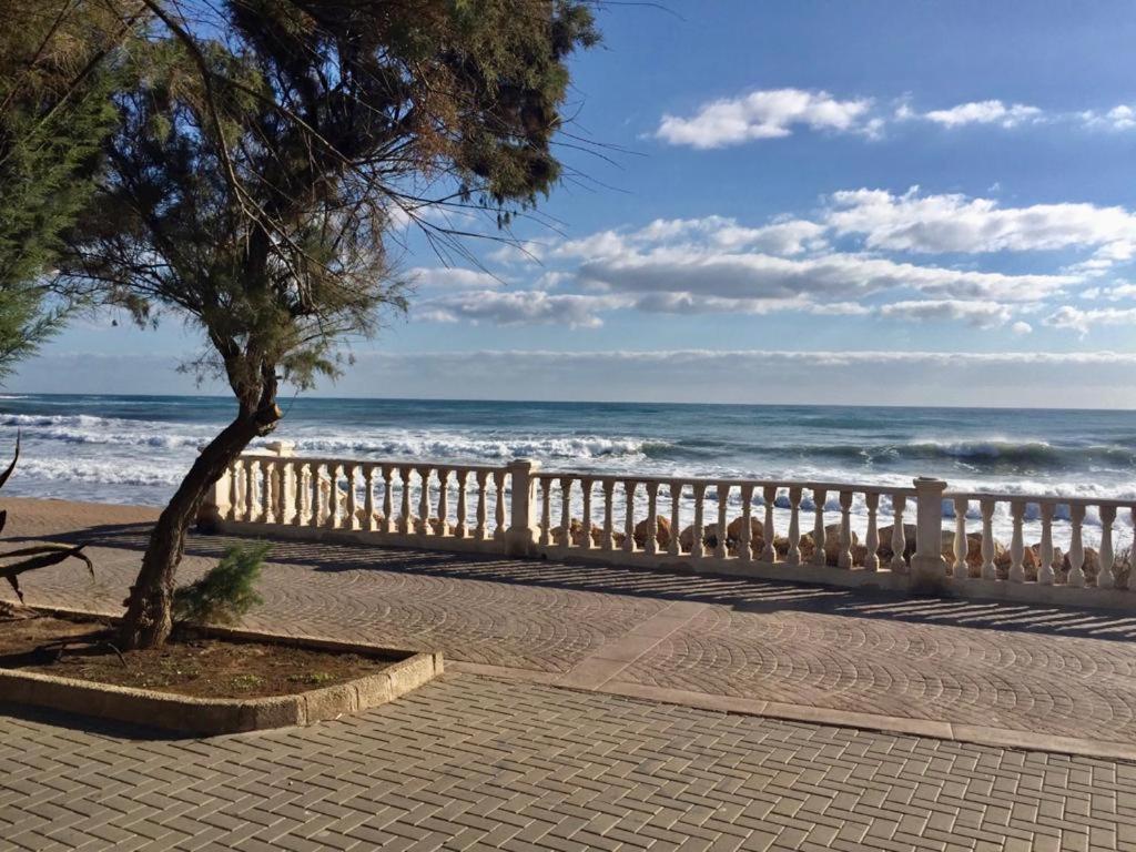Apartamento Felix De La Fuente Torrevieja Buitenkant foto